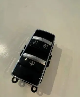 Mercedes-Benz S W221 Electric window control switch A2218709510 STV83698 03833006176