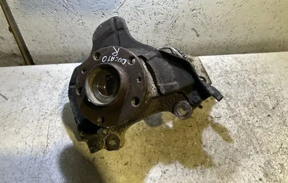 Fiat Ducato Front wheel hub