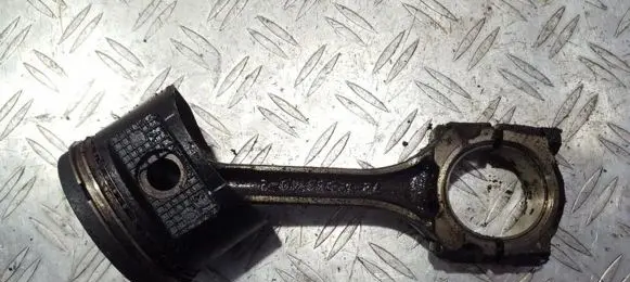 Nissan Sunny Piston with connecting rod