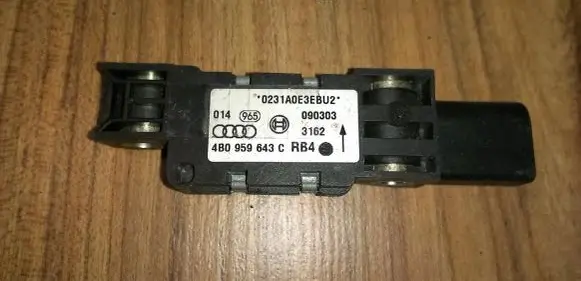 Airbag deployment crash/impact sensor