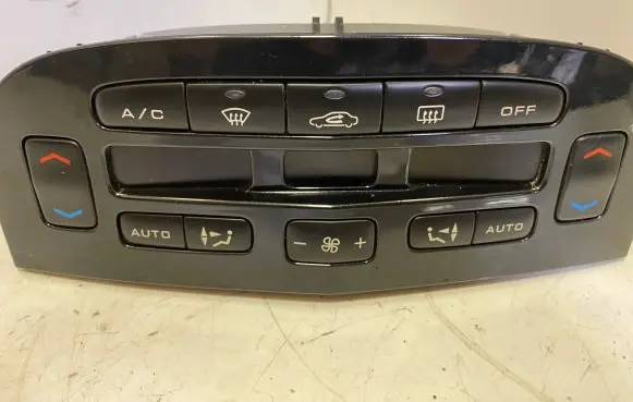 Peugeot 607 Climate control unit 96848261XS