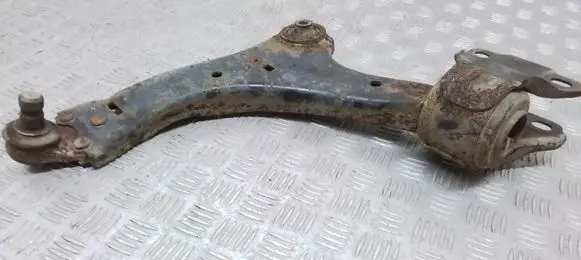 Volvo XC70 Front lower control arm/wishbone