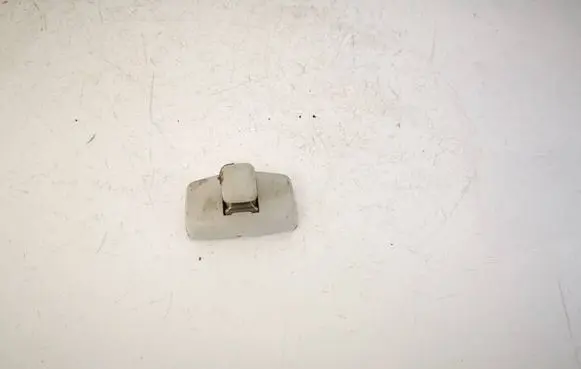 Skoda Fabia Mk1 (6Y) Sun visor clip/hook/bracket 3B0857561B