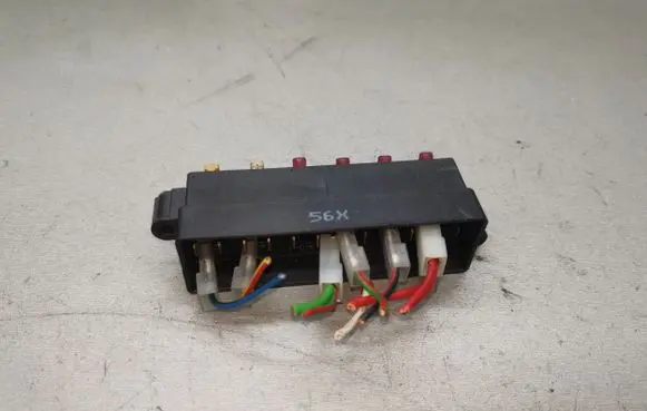 Volvo 440 Fuse module 1079095