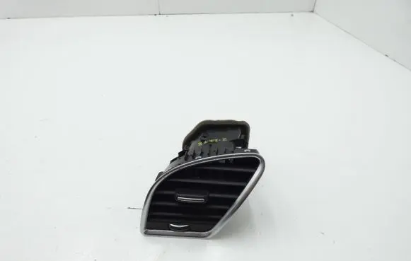 Audi A5 Sportback 8TA Dashboard side air vent grill/cover trim 8T2820901