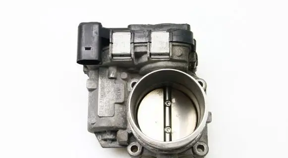 Volkswagen Golf V Throttle valve 03C133062D