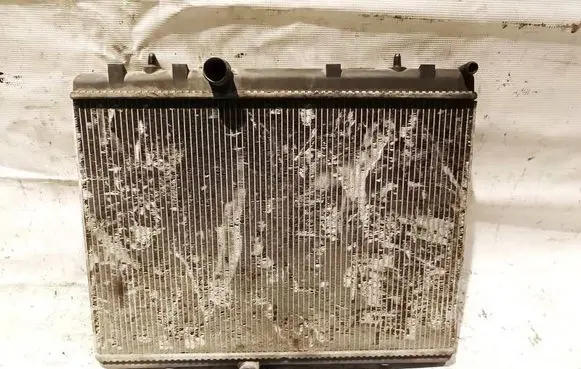 Citroen C4 Grand Picasso Coolant radiator 9680533480