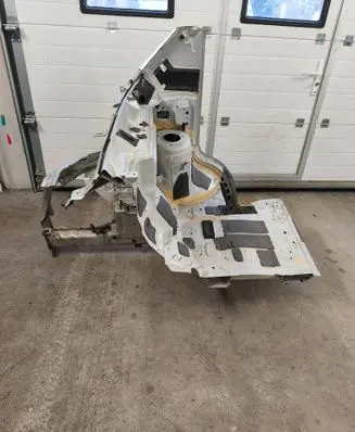 Front quarter panel