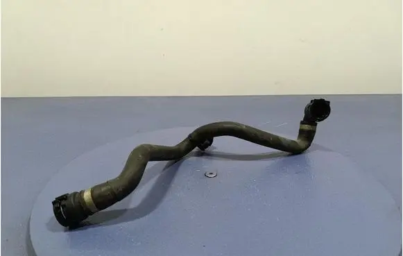 Audi A4 S4 B7 8E 8H Engine coolant pipe/hose 8575774