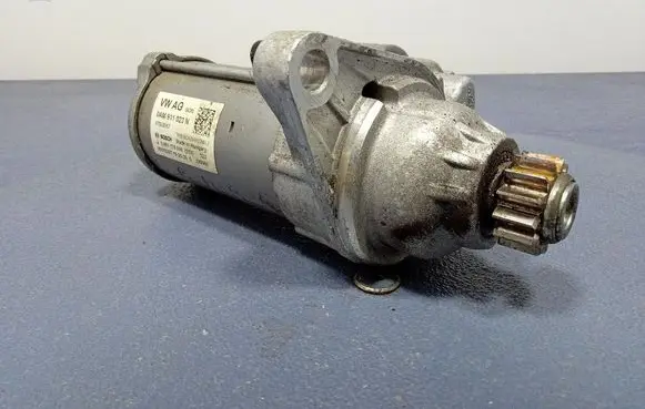 Volkswagen Golf Sportsvan Starter motor 0AM911023N