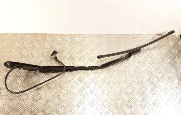Volvo S60 Windshield/front glass wiper blade 31693538