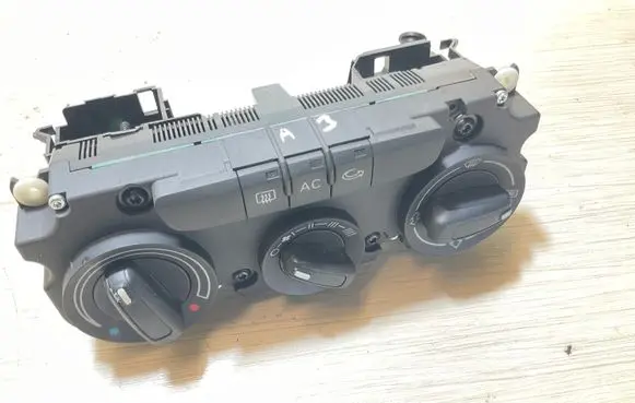 Audi A3 S3 A3 Sportback 8P Climate control unit 3C2820045A 5HB00932827