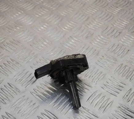Volkswagen Touran I Oil level dip stick 6PR008079