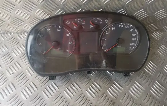 Volkswagen Polo IV 9N3 Speedometer (instrument cluster) 6Q0920803E