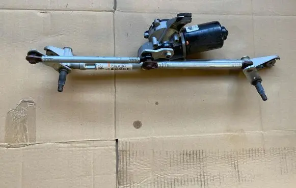 Jeep Compass Front wiper linkage and motor 91625-1046