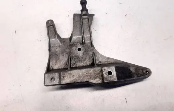 Audi A4 S4 B7 8E 8H Engine mounting bracket 03G131159B