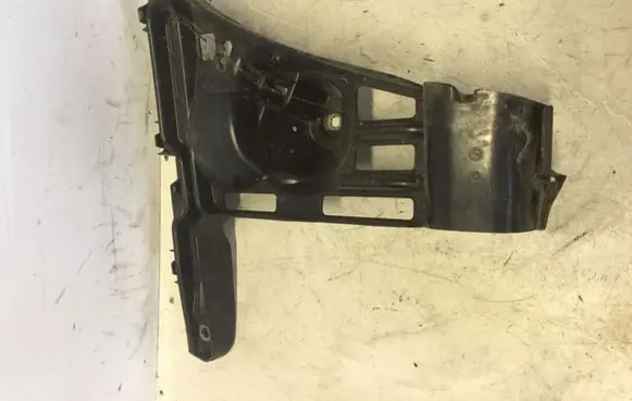 BMW 6 E63 E64 Rear bumper mounting bracket 7008840