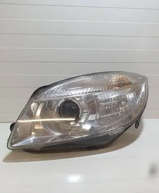 Skoda Roomster (5J) Headlight/headlamp 24783100