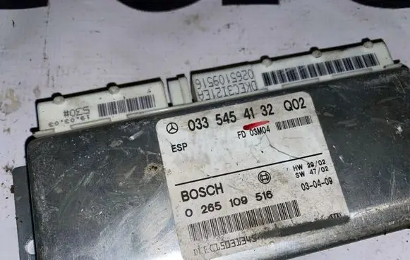 Mercedes-Benz E W211 ESP (stability system) control unit 0335454132 0265109516