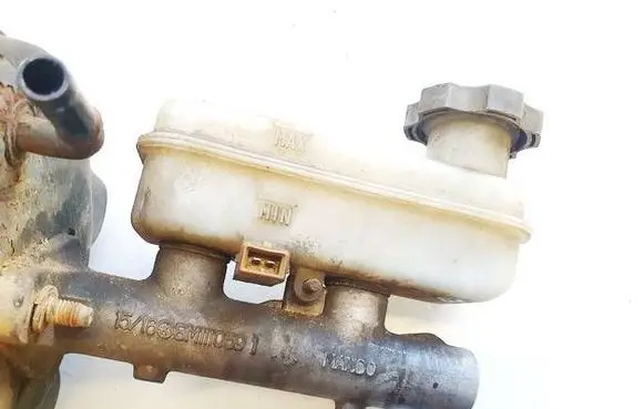 Hyundai Matrix Master brake cylinder BM1110591