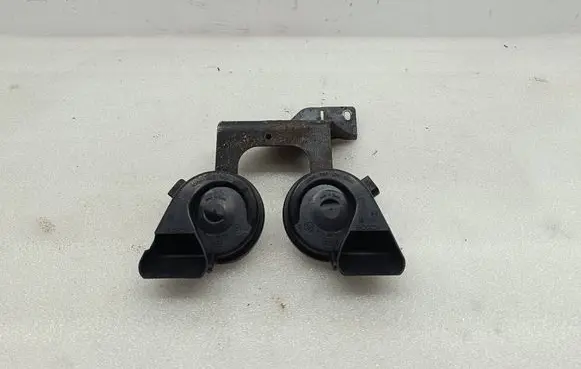 Audi A6 S6 C6 4F Horn signal 001165 024148