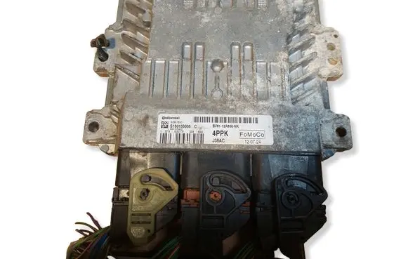Ford Focus Engine control unit/module ECU BV6112A650NK S180133036C SID807EVO
