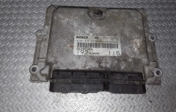 Fiat Stilo Engine control unit/module 0281010337