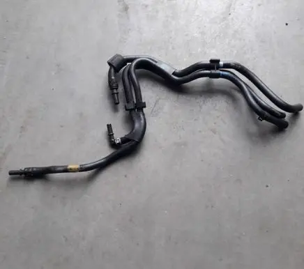 Audi A7 S7 4K8 Fuel line pipe 4K0201214E 4K0201216D