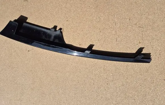 Porsche Cayenne (92A) Front bumper splitter molding 7P5807686