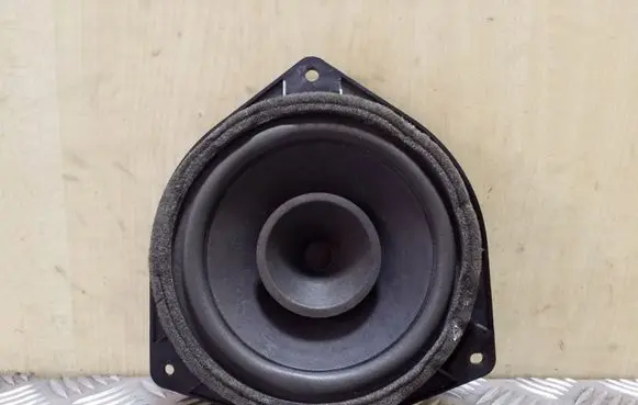Toyota Corolla E120 E130 Front door speaker 8616002370