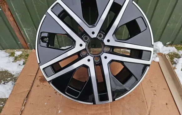 Mercedes-Benz GLB x247 R18 alloy rim A2474012700