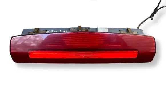 Opel Zafira B Third/center stoplight 13211587