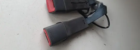 Toyota Prius (XW30) Rear seatbelt buckle