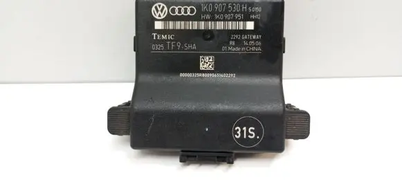 Volkswagen Golf V Gateway control module 1K0907530H 1K0907951
