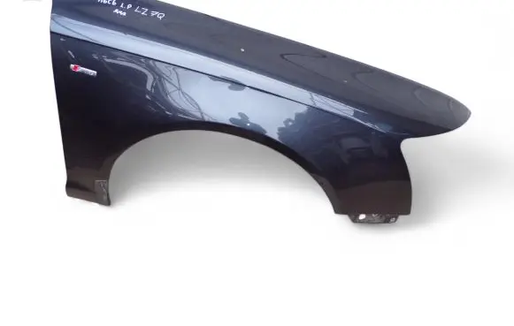 Audi A6 S6 C6 4F Fender