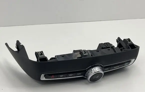 Volvo XC40 Head unit multimedia control 31456672 18W382 T18380108902