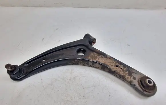 Mitsubishi Outlander Front lower control arm/wishbone