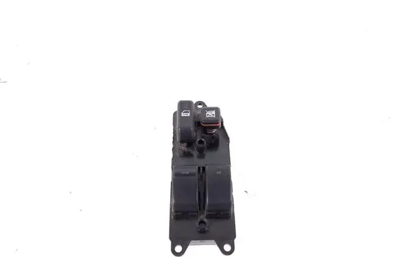 Toyota Corolla E120 E130 Electric window control switch 84820-02111