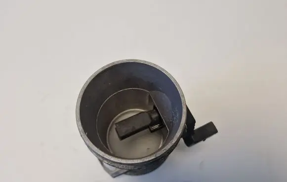 Audi A6 S6 C5 4B Mass air flow meter 059906461D