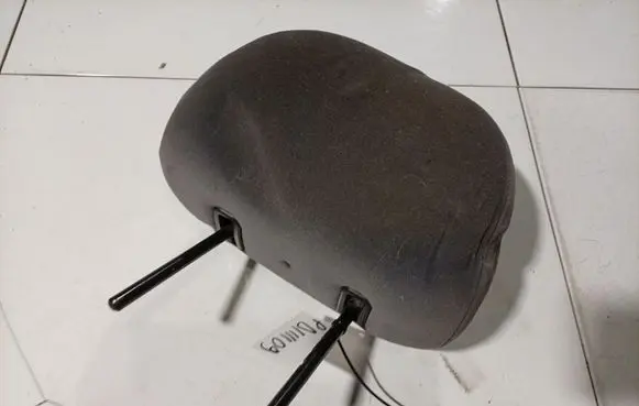 Peugeot 406 Front seat headrest 