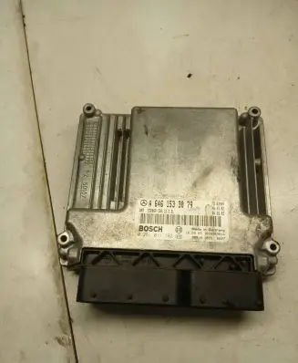 Mercedes-Benz E W211 Engine control unit/module A6461533079 1039S03614 0281011162