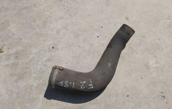 Ford Focus Intercooler hose/pipe