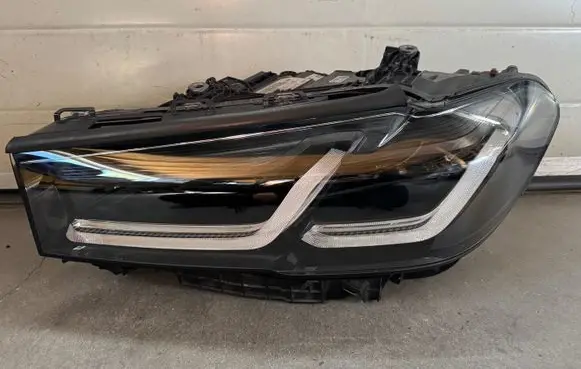 Headlight/headlamp