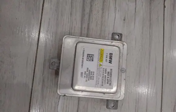 BMW 1 F20 F21 Xenon control unit/module 7318327