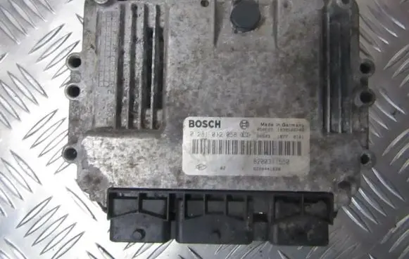 Renault Espace - Grand espace IV Engine control unit/module 8200311550 0281012058