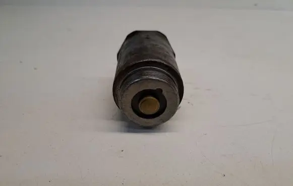 Mercedes-Benz C W204 Oil pressure sensor A6511800115