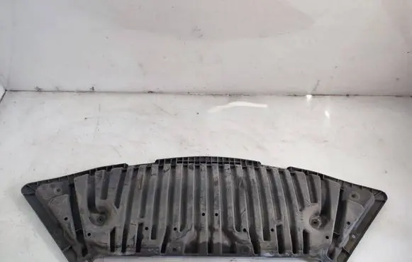 Mercedes-Benz C W204 Front bumper skid plate/under tray A2045200723