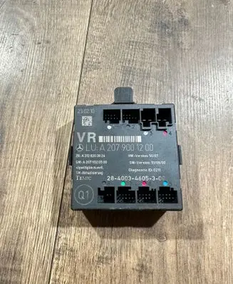 Mercedes-Benz E C207 W207 Door control unit/module A2079001200 A2079020500 A2128203826