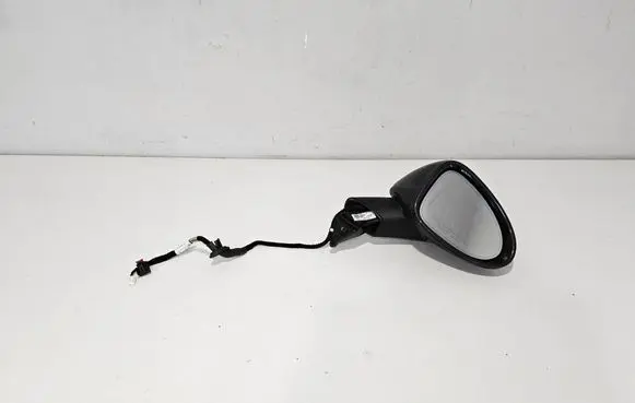 Front door electric wing mirror