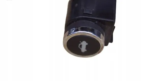 Maserati Ghibli Tailgate opening switch 68141864AA